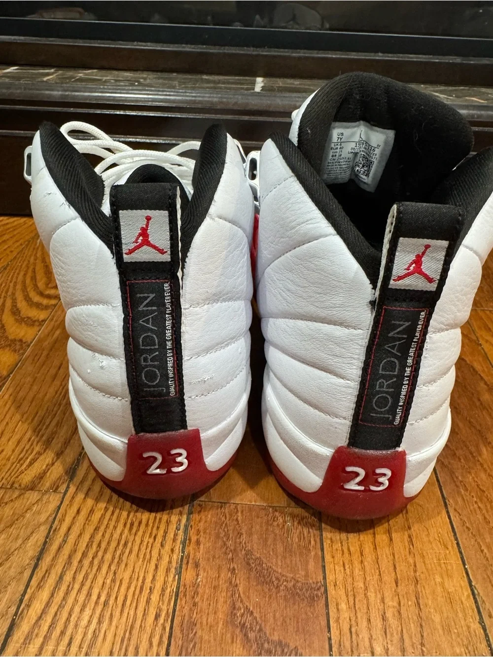 Jordan Men's Athletic Basketball Shoes in White and Red
